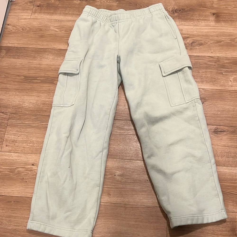 Aritzia mega fleece cargo sweats